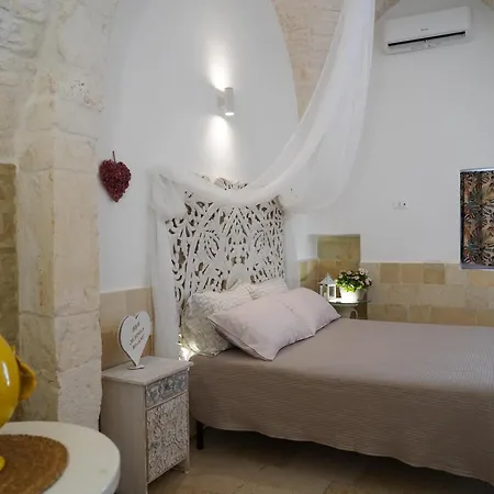 Maison Blanc 4* オストゥーニ