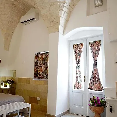 Maison Blanc Bed & Breakfast